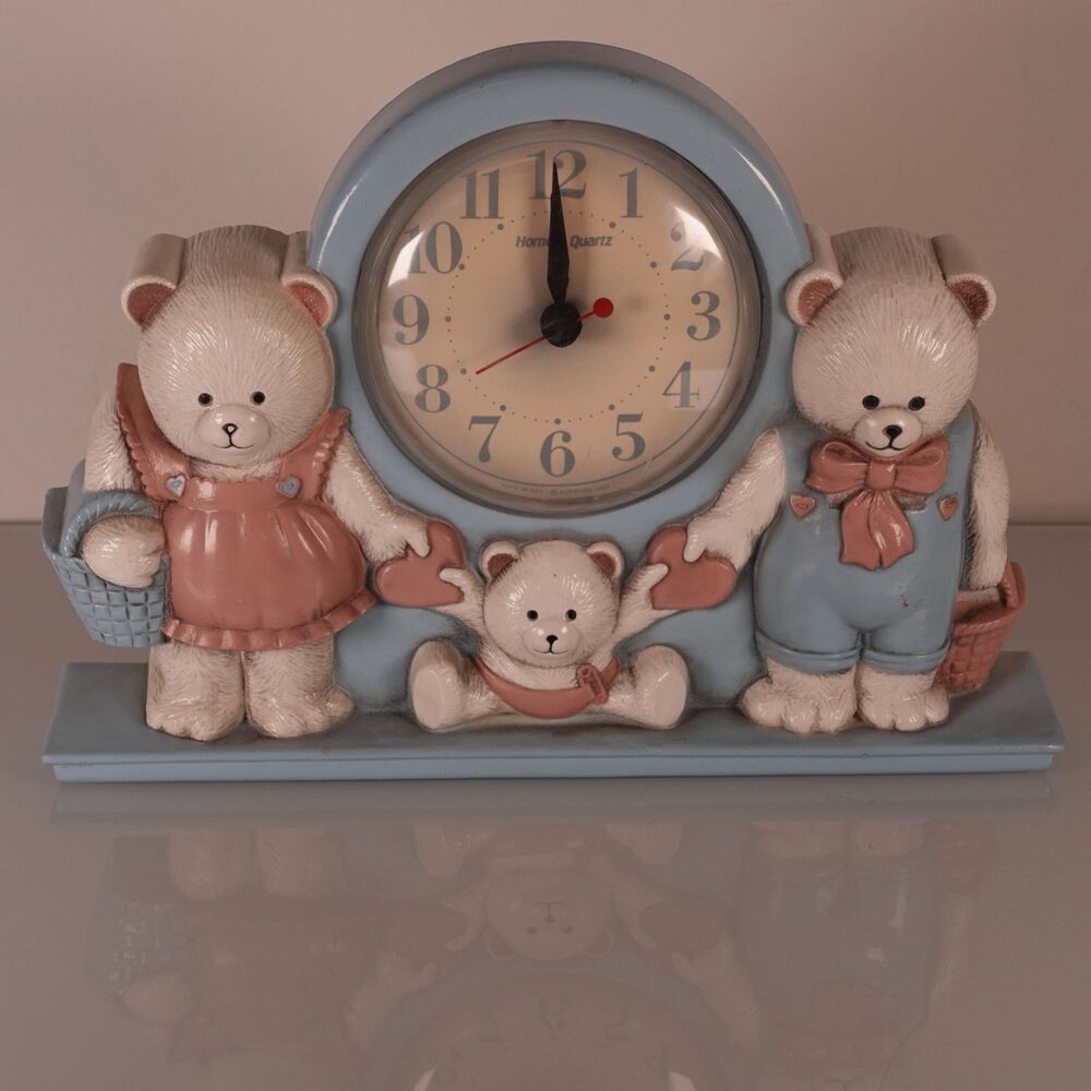 Vintage Homco Teddy Bear Family Quartz Nursery Clock Molded Plastic Pink Blue